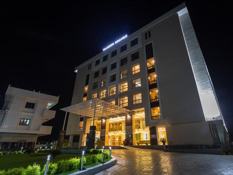 Classic Grande,A Member Of Radisson امفال المظهر الخارجي الصورة