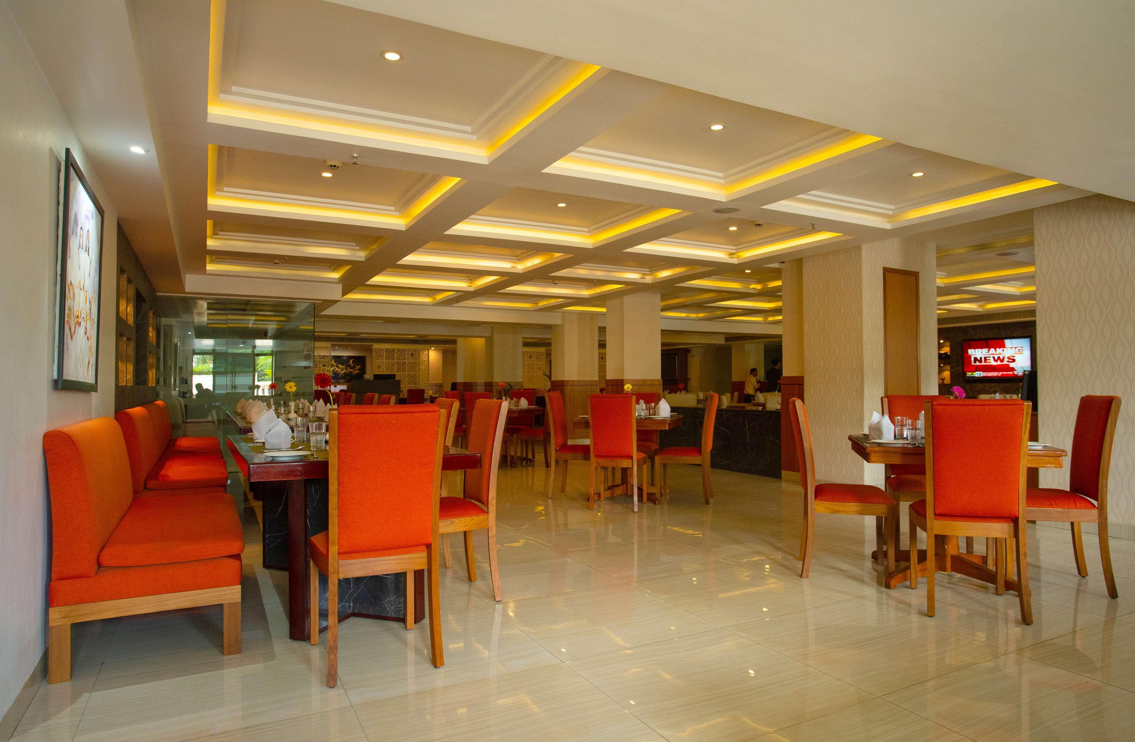 Classic Grande,A Member Of Radisson امفال المظهر الخارجي الصورة