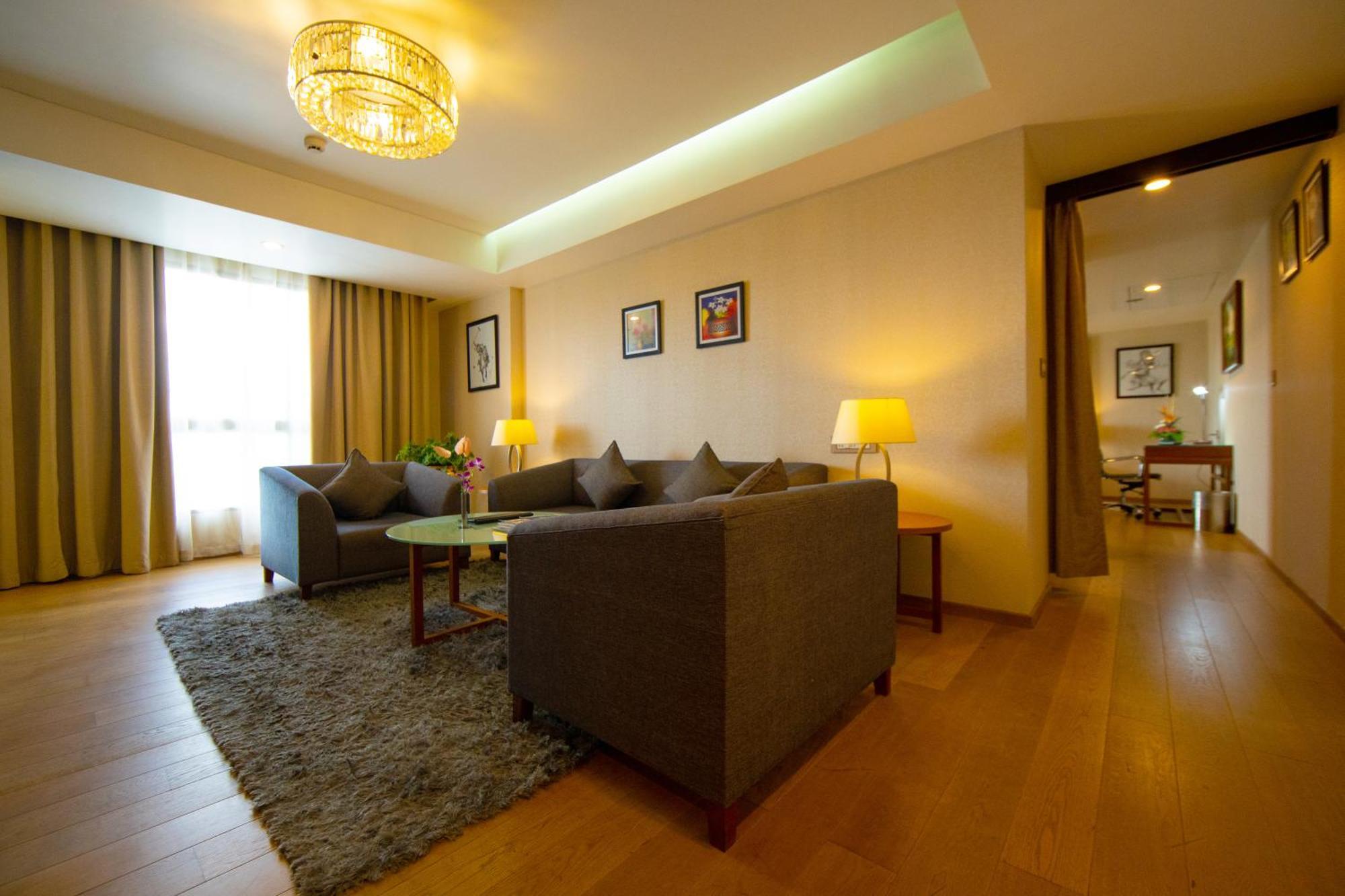 Classic Grande,A Member Of Radisson امفال المظهر الخارجي الصورة