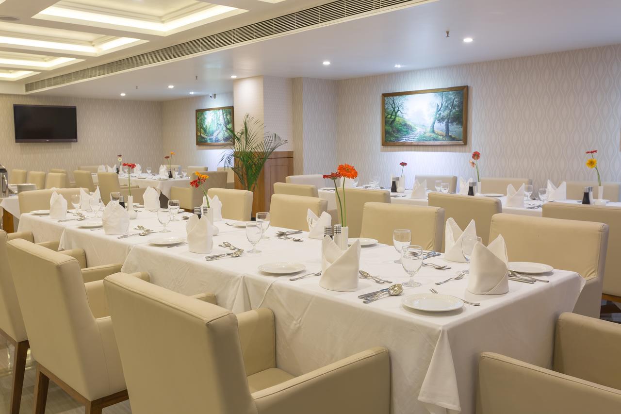 Classic Grande,A Member Of Radisson امفال المظهر الخارجي الصورة